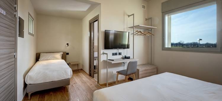 立方体公园酒店和住宅(Park Hotel & Residence by the Cube)图片