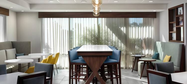 佛罗里达圣彼特斯堡帕拉斯帕克欢朋酒店(Hampton Inn by Hilton Pinellas Park St. Petersburg)图片