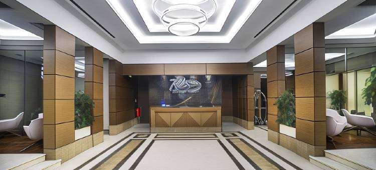 伊斯坦布尔拉鲁帕特姆丽笙住宅酒店(Radisson Residences Avrupa Tem Istanbul)图片