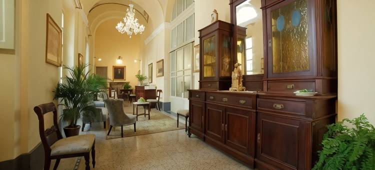 雷吉纳阿尔波里亚艾波卡住宅酒店(Residenza d'Epoca Regina d'Arborea)图片