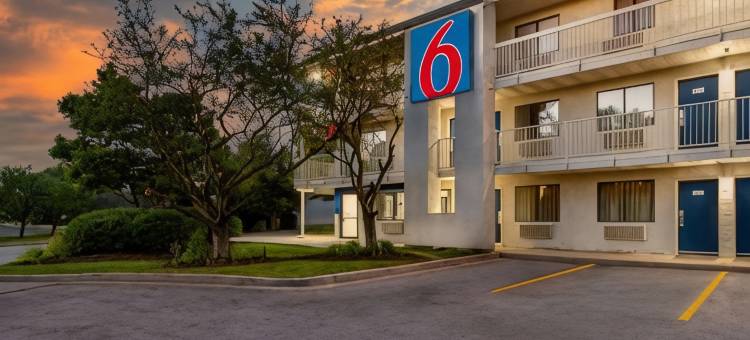 芝加哥西北 - 罗林梅多斯6号汽车旅馆(Motel 6 Rolling Meadows, IL - Chicago Northwest)图片