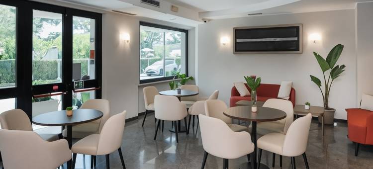 里维埃拉酒店(Hotel Riviera)图片