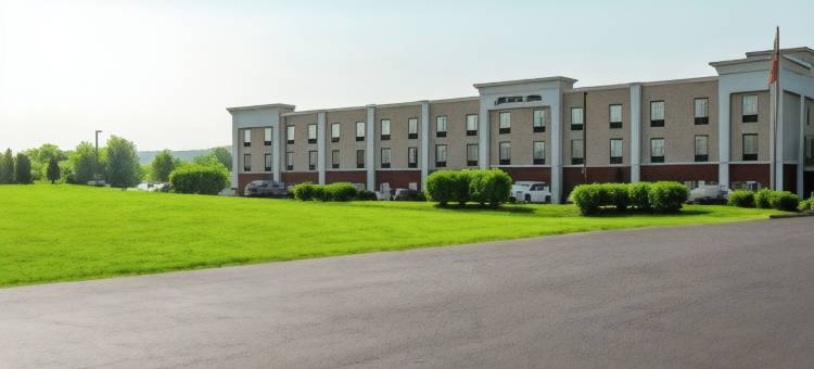 希尔顿欢朋酒店-派恩格罗夫(Hampton Inn Pine Grove)图片