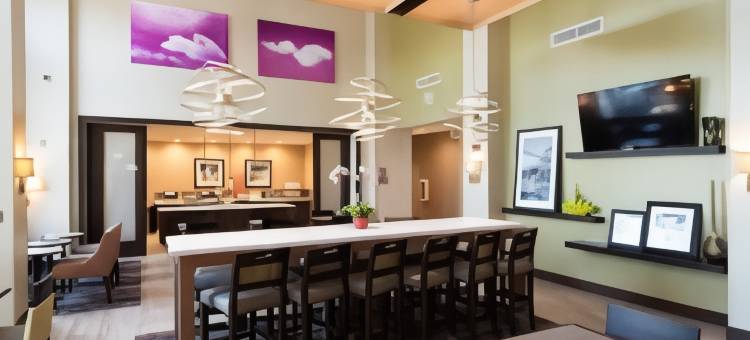 费耶特维尔欢朋套房酒店(Hampton Inn & Suites Fayetteville)图片