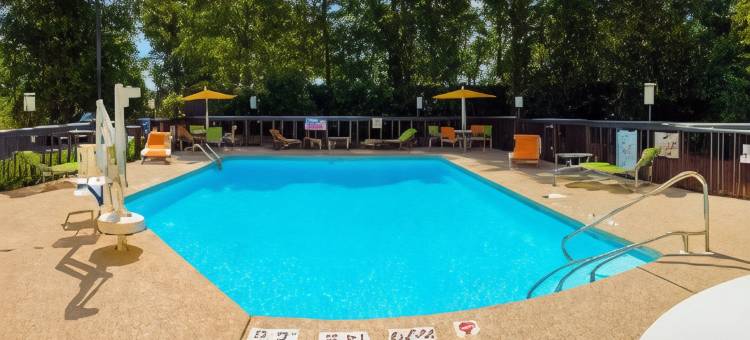 智选假日套房酒店金斯顿(Holiday Inn Express & Suites Kinston)图片