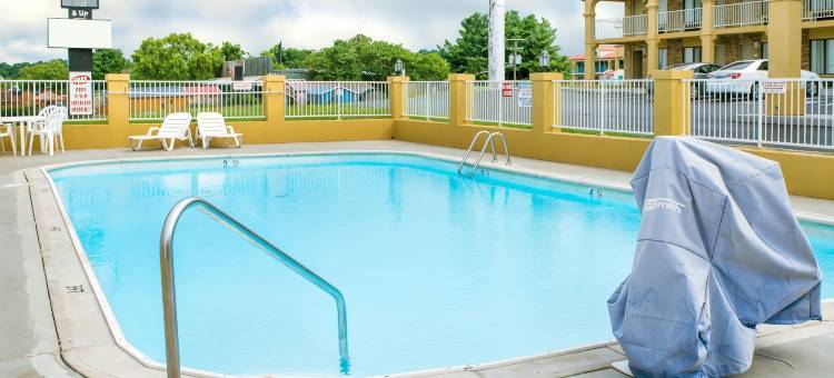 富兰克林南伊克诺旅馆(Econo Lodge)图片