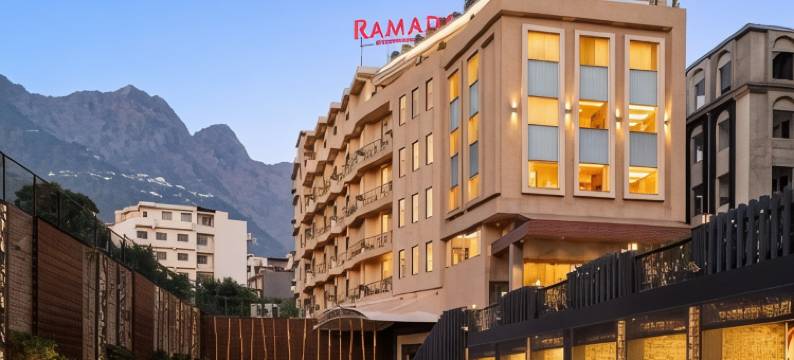 卡特拉之路的华美达酒店(Ramada by Wyndham Katra Station Road)图片