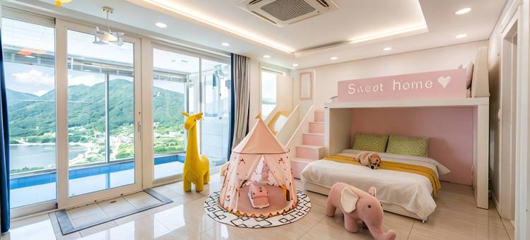巨济俊先生泳池别墅酒店(Geoje Mr. Jun Kids Pool Villa)图片