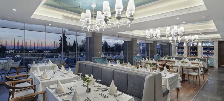 库萨达斯希尔顿逸林酒店(DoubleTree by Hilton Kusadasi)图片