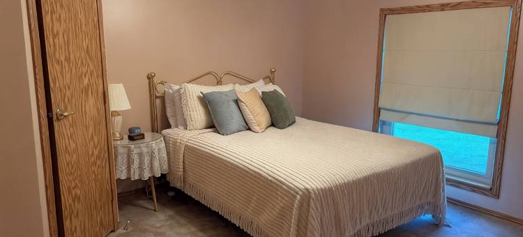 肖尼国家森林带空调迷人农家乐-三卧室(Charming farmhouse with AC in Shawnee National Forest- 3 bedrooms)图片