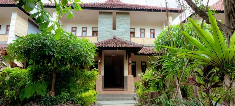 玛科塔普棱空酒店(Mahkota Plengkung Hotel by ecommerceloka)图片