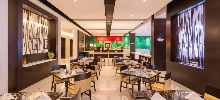 巴拿马城地铁购物中心万怡酒店(Courtyard Panama Metromall)图片