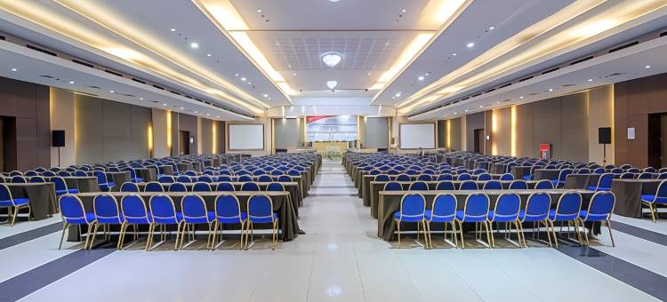 尼姆鲁大塞尔彭(Nemuru Grand Serpong)图片
