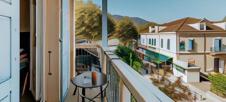 艾克斯莱班格兰港伊洛科原生酒店(The Originals City Hôtel lIroko Aix-Les-Bains Grand Port)图片