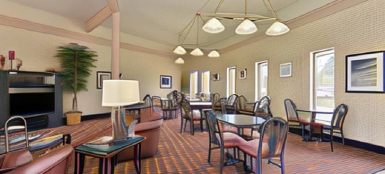 卡斯珀西河畔速8酒店(Super 8 by Wyndham Casper West by the River)图片