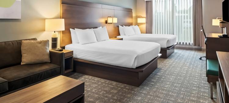 匹特草原贝斯特韦斯特优质套房酒店(Best Western Plus Pitt Meadows Inn  Suites)图片