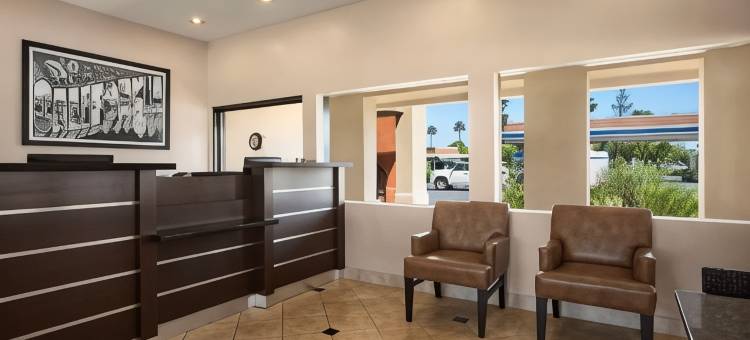 萨利纳斯速8酒店(Super 8 by Wyndham Salinas)图片