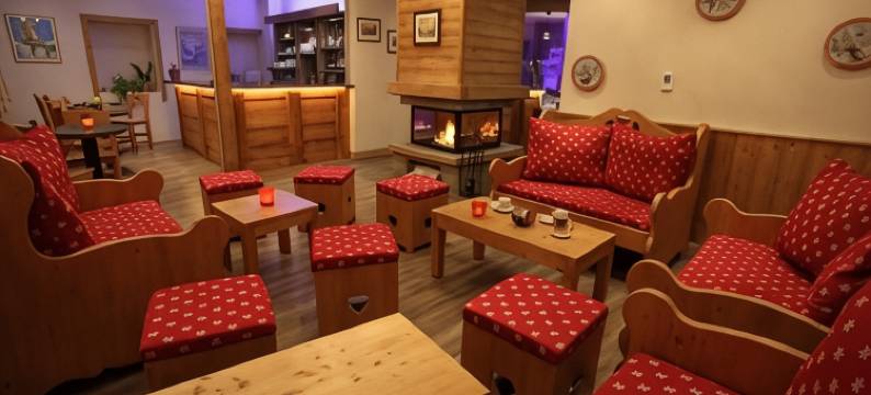 博索莱木屋原创之家酒店(传统木屋酒店)(Chalet-Hôtel le Beausoleil, the Originals Relais)图片