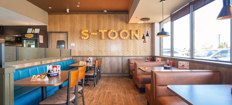 萨斯卡通桑德曼酒店(Sandman Hotel Saskatoon)图片