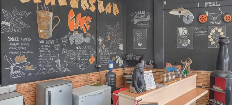 民宿辛加萨纳米特拉红门(Homestay Singgasana Mitra RedDoorz)图片