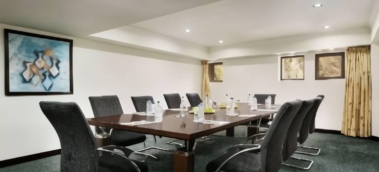 塔什干温德姆华美达酒店(Ramada by Wyndham Tashkent)图片