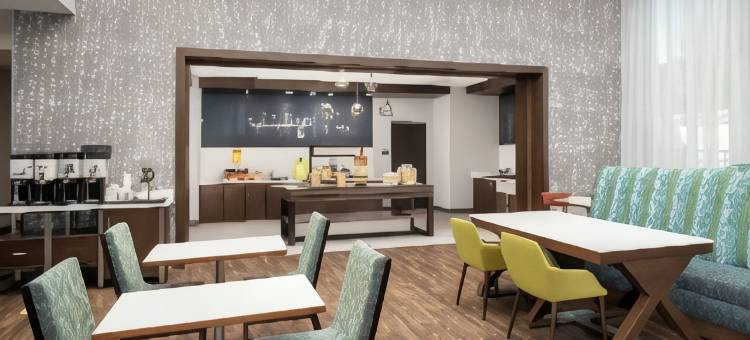 夏洛特机场普安特湖欢朋套房酒店(Hampton Inn & Suites Charlotte Airport Lake Pointe)图片