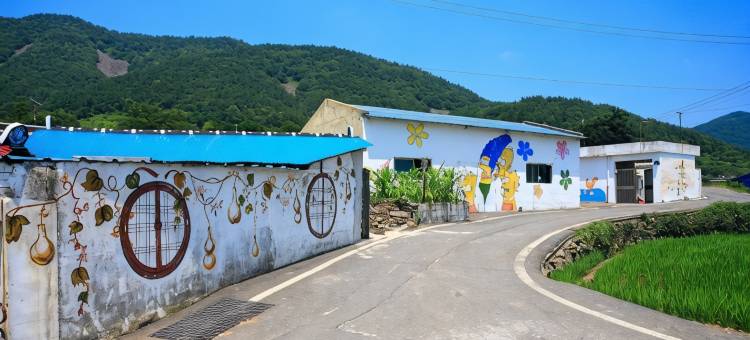 Namhae Amir House Pension图片
