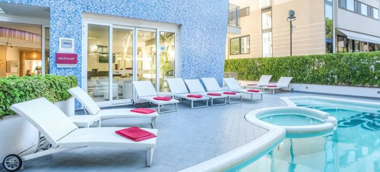 里米尼郎格梅尔美居酒店(Mercure Rimini Lungomare)图片