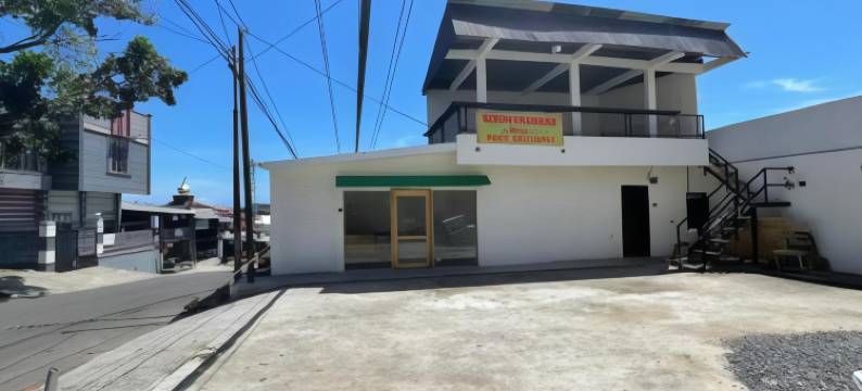 EXPRESS O 91669 阿梅尔公寓，靠近马蒂罗塔西公园(Express O 91669 Kost Amel Near Taman Mattirotasi)图片