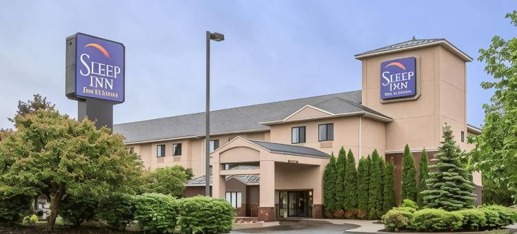 昆斯伯里-乔治湖舒眠套房酒店(Sleep Inn & Suites Queensbury - Lake George)图片
