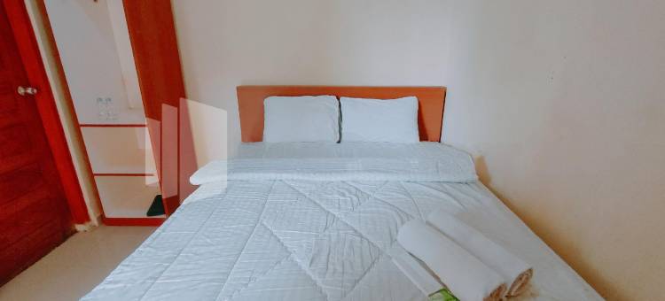 卡利达米特拉红门酒店-靠近沃诺萨里阿伦阿伦(Calida Hotel Mitra RedDoorz Near Alun Alun Wonosari)图片