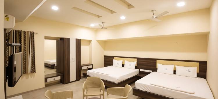 庞尼斯酒店(Ponnis Hotel)图片