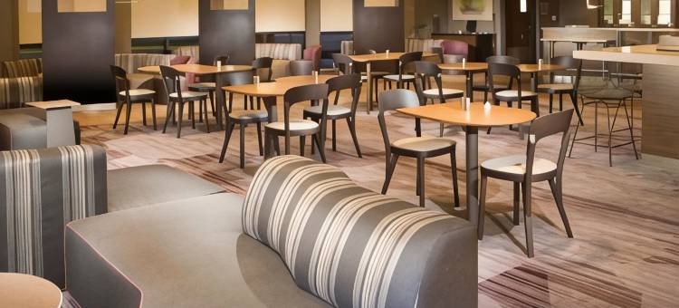 拉戈医学中心大道万怡酒店(Courtyard Largo Medical Center Drive)图片