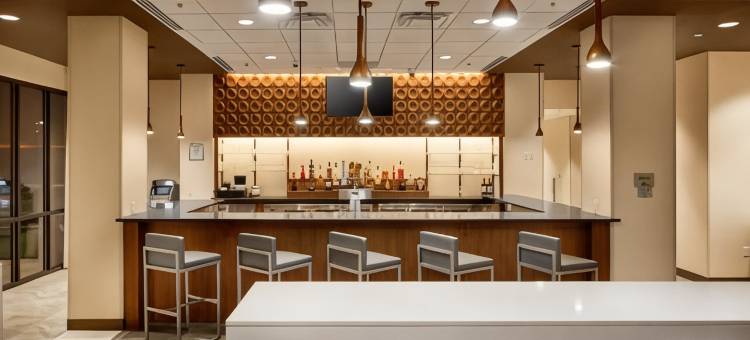 哈里肯蔚景温德姆酒店(Wingate by Wyndham Hurricane WV)图片