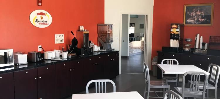 福尔尼东达拉斯温德姆速 8 酒店(Super 8 by Wyndham Forney/East Dallas)图片