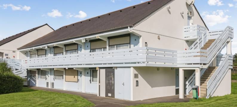 原生系列贝尔纳堡湖泊酒店(Le 2 by Hotel Akena - la Ferté Bernard)图片