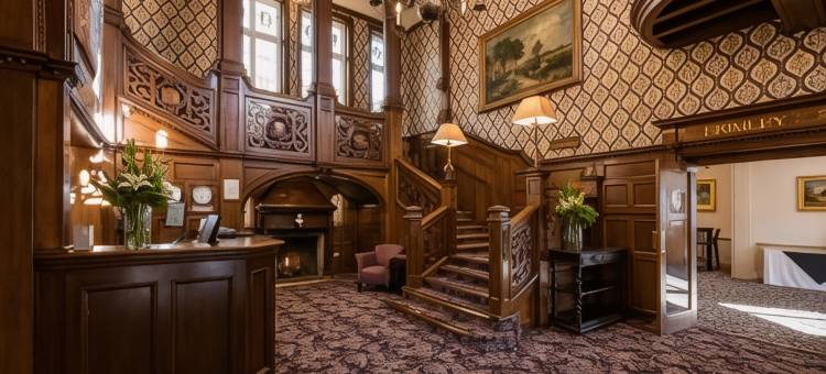 麦克唐纳弗赖姆裡及水疗馆酒店(Macdonald Frimley Hall Hotel and Spa)图片
