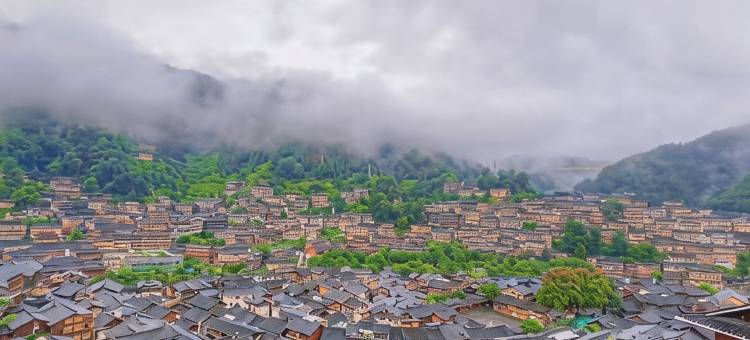 西江千户苗寨暖遇·山居民宿(东引观景台店)图片