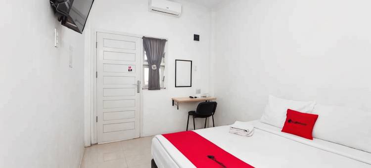 扎伊诺尔阿比丁班达亚齐红多兹伊斯兰酒店-近RSUD(RedDoorz Syariah Near Rsud Zainoel Abidin Banda Aceh)图片