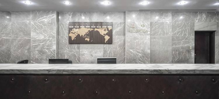 查漠维拉吉萨罗瓦长廊酒店(Viraj Sarovar Portico)图片