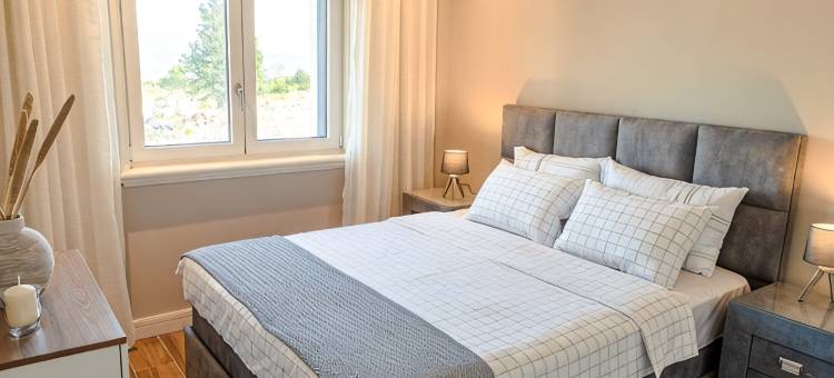 Lustica Centrale Contemporary One Bedroom Apartment图片