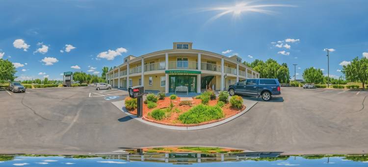 劳林堡凯艺酒店(Quality Inn Laurinburg)图片