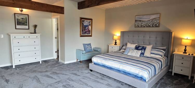 Diamond Point Escape~ Peaceful retreat, Water Views, King Bed & Arcade Game Room图片
