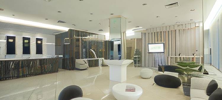 雅加达奇基尼呼啸酒店(Whiz Hotel Cikini Jakarta)图片