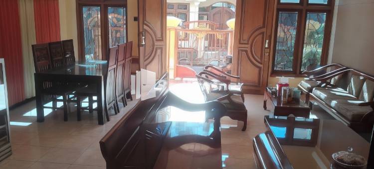 布罗莫英达乐斯塔里民宿-美特拉-RedDoorz(Bromo Indah Lestari Homestay Mitra RedDoorz)图片