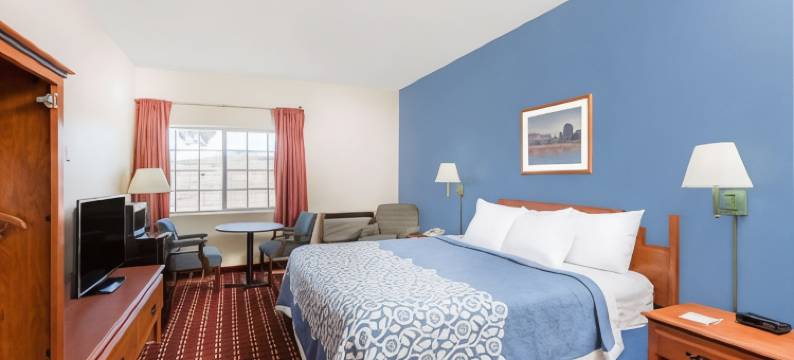 洛兹堡戴斯套房酒店(Days Inn & Suites by Wyndham Lordsburg)图片