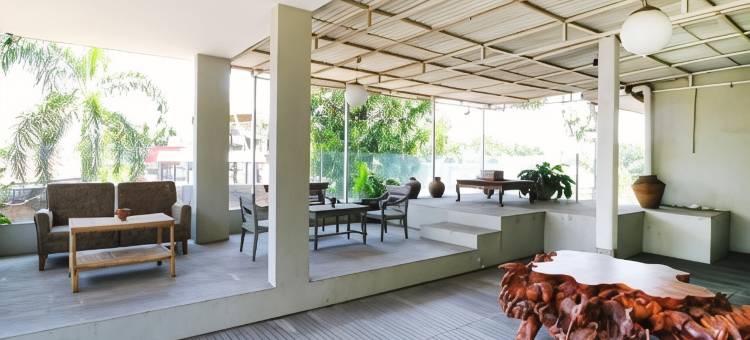 红多兹酒店-近UPI塞蒂亚布迪2号(RedDoorz Near Upi Setiabudi 2)图片