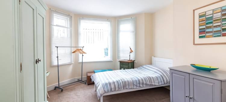 Bradstone Garden Retreat with Own Entrance图片