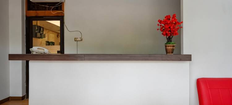 红多兹酒店-近太平洋购物中心2(RedDoorz Near Pacific Mall Tegal 2)图片