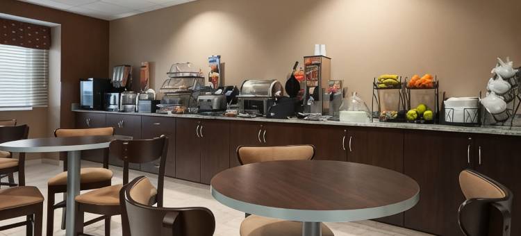 费尔蒙特温德姆麦客达套房酒店(Microtel Inn & Suites by Wyndham Fairmont)图片